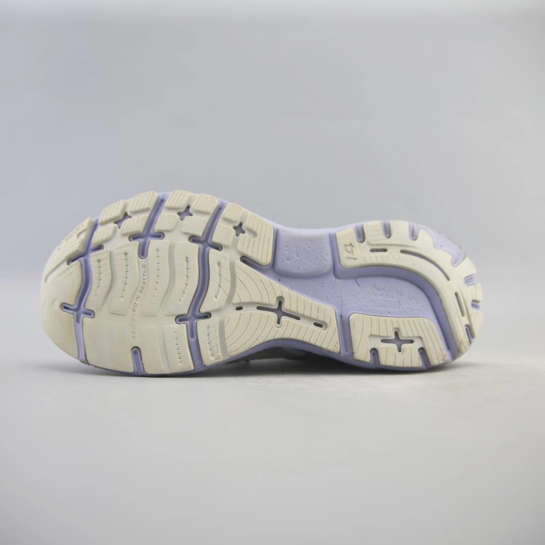 BROOKS GHOST 14 Brooks running footwear shots