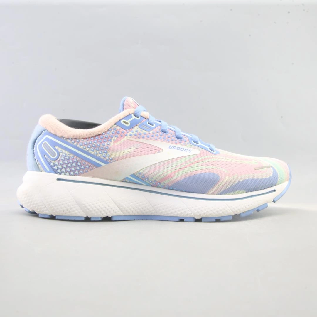 BROOKS GHOST 14 Brooks running footwear shots