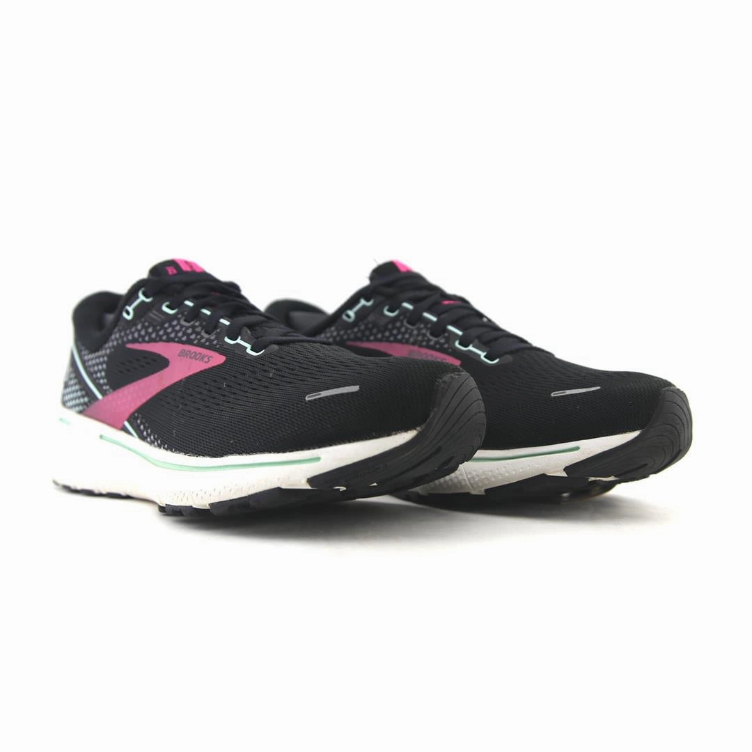 BROOKS GHOST 14 Brooks running footwear shots