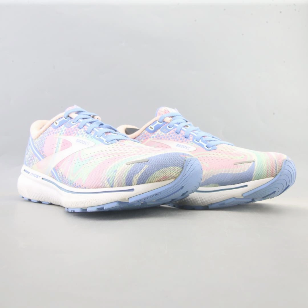 BROOKS GHOST 14 Brooks running footwear shots