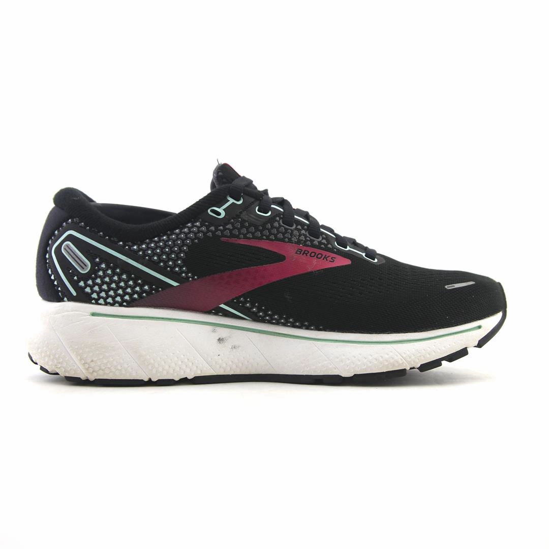 BROOKS GHOST 14 Brooks running footwear shots