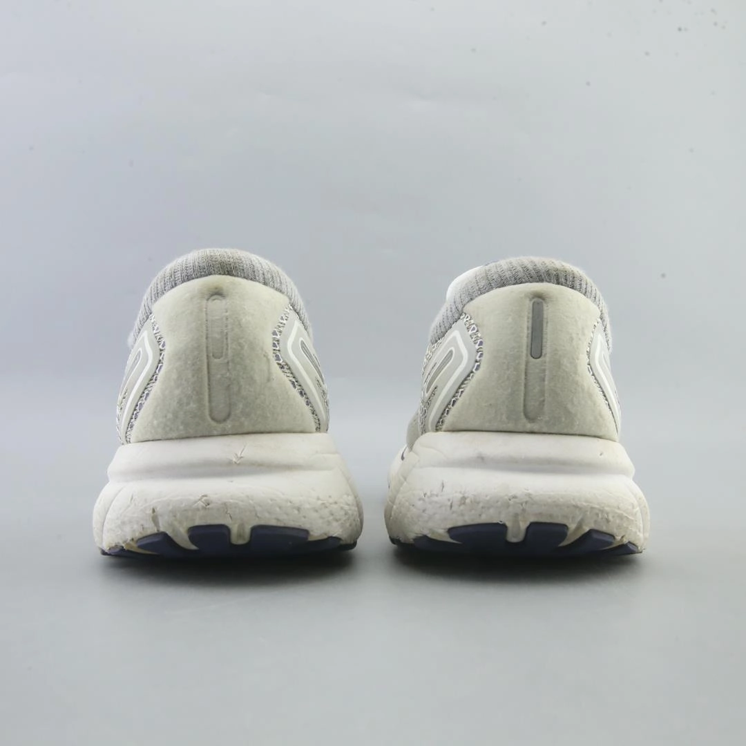 BROOKS GHOST 14 Brooks running shoe close-ups