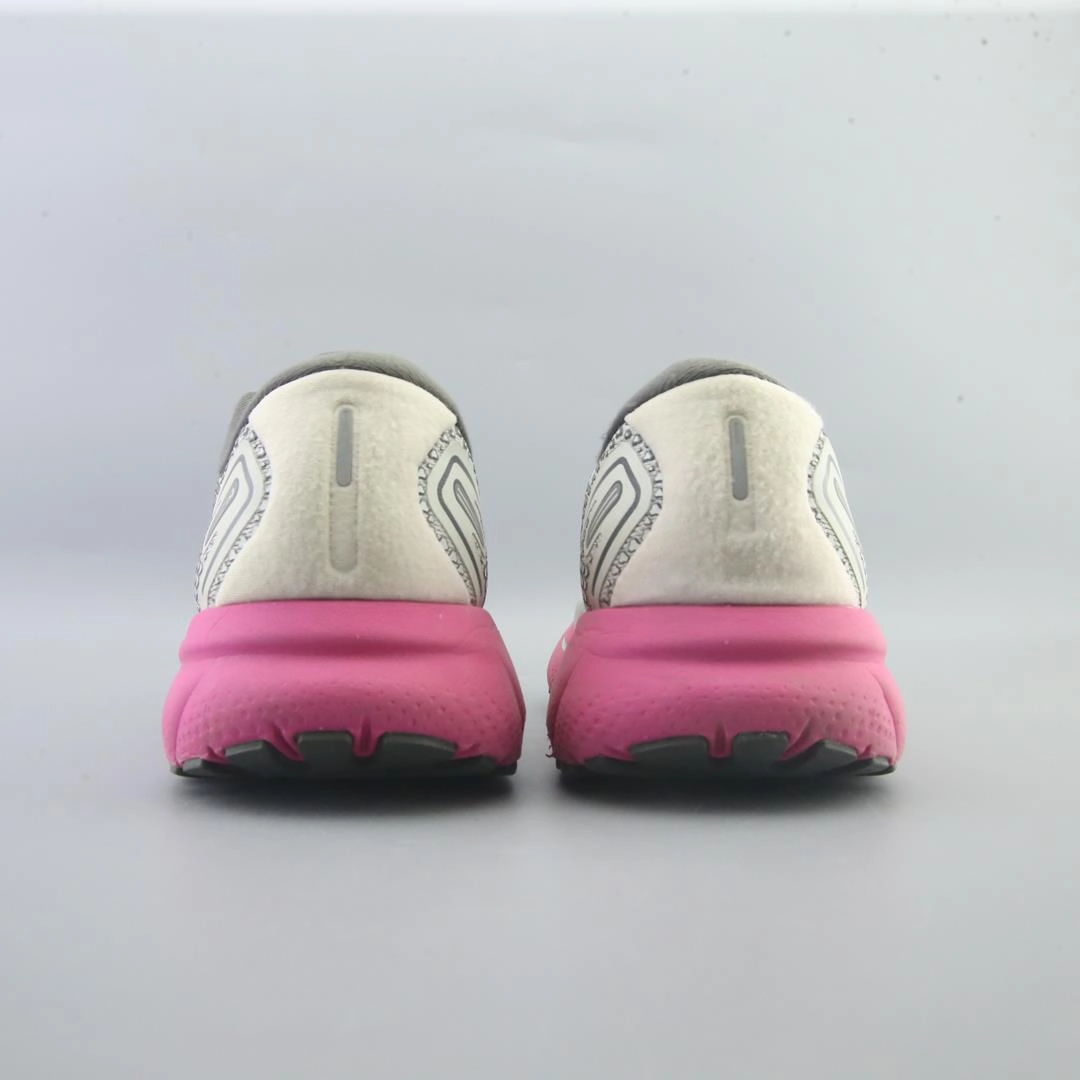 BROOKS GHOST 14 Brooks running shoe close-ups