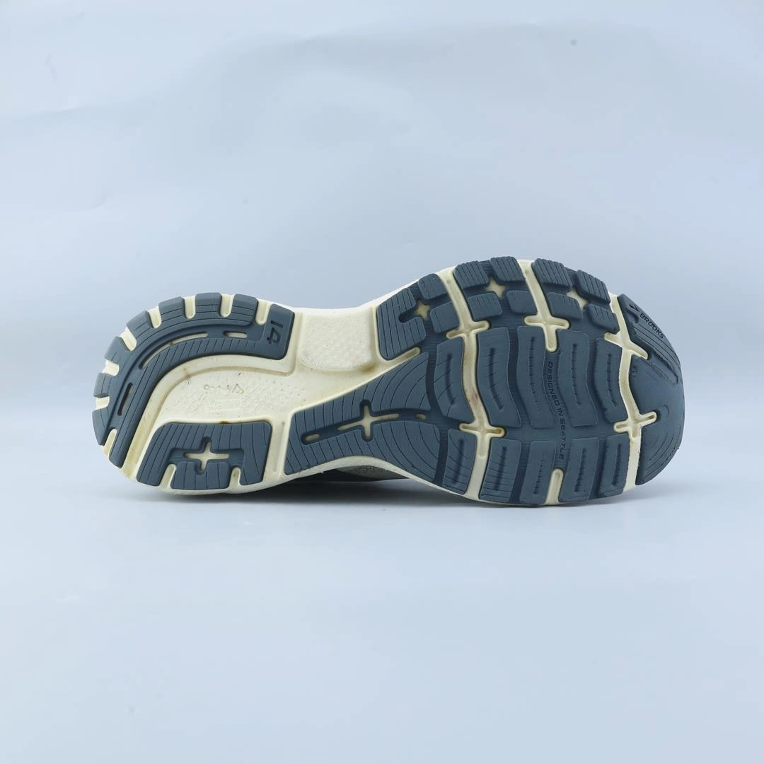 BROOKS GHOST 14 Brooks trainer design images