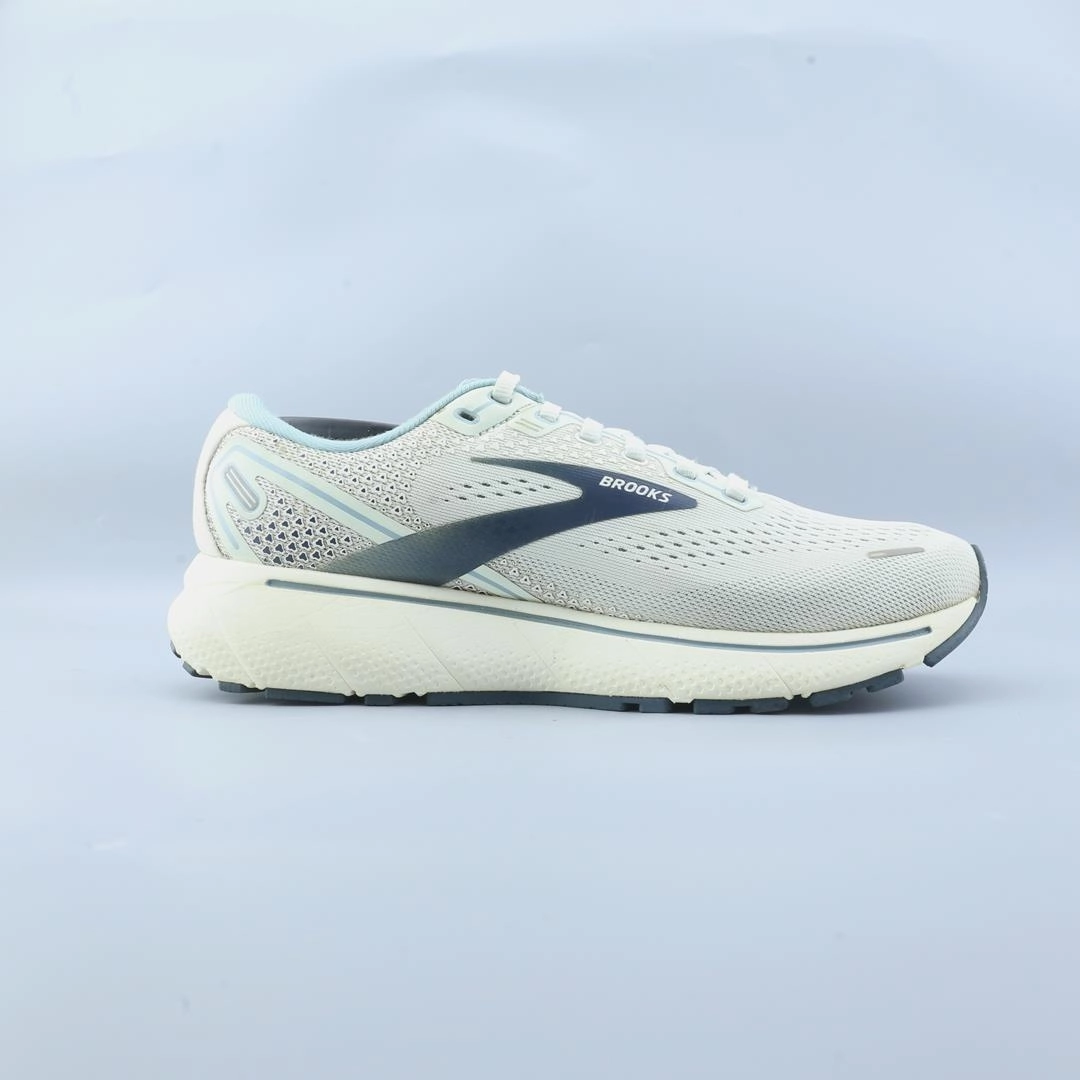 BROOKS GHOST 14 Brooks trainer design images