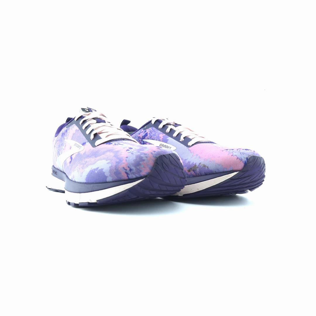 BROOKS GHOST 14 performance running shoe visuals