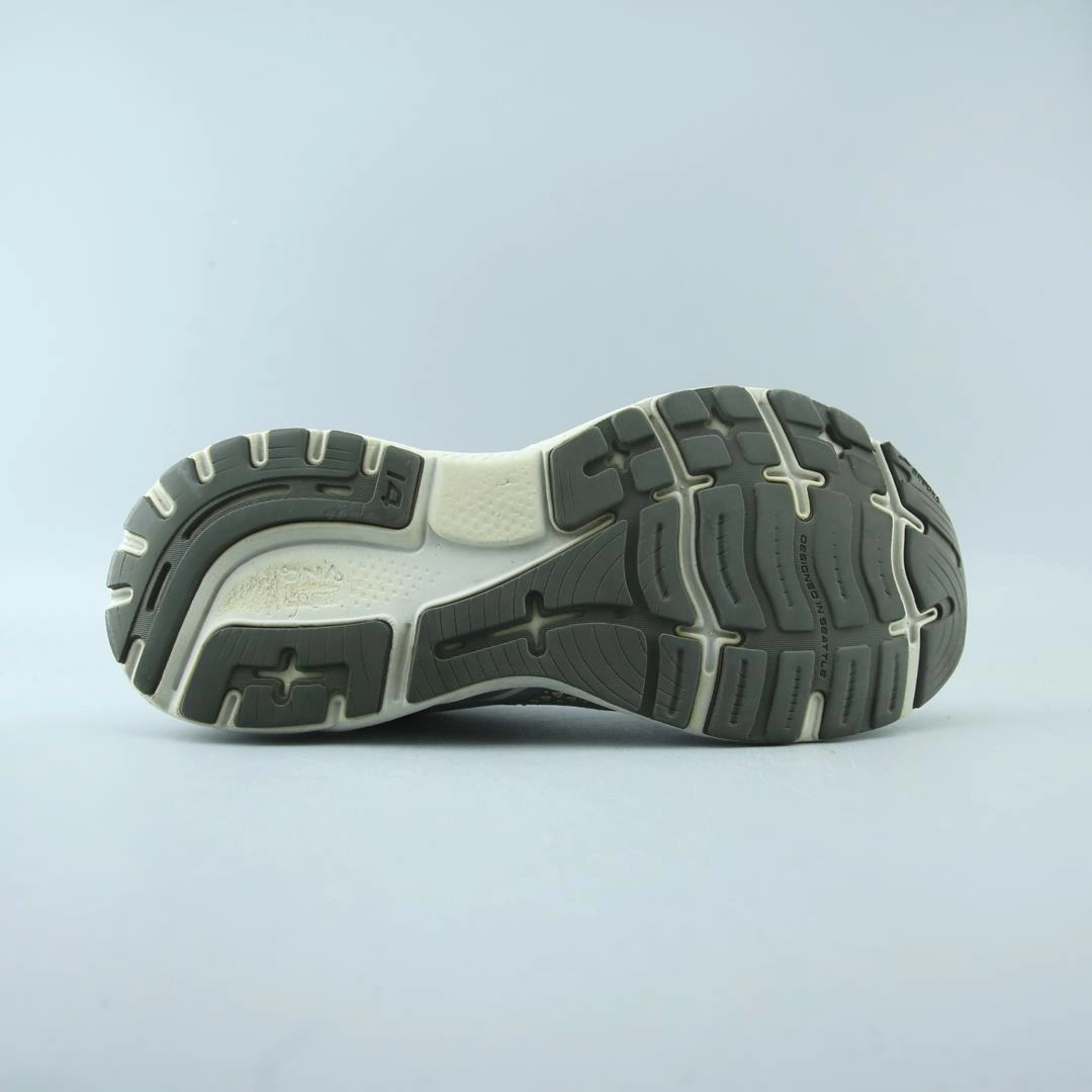 BROOKS GHOST 14 performance running shoe visuals