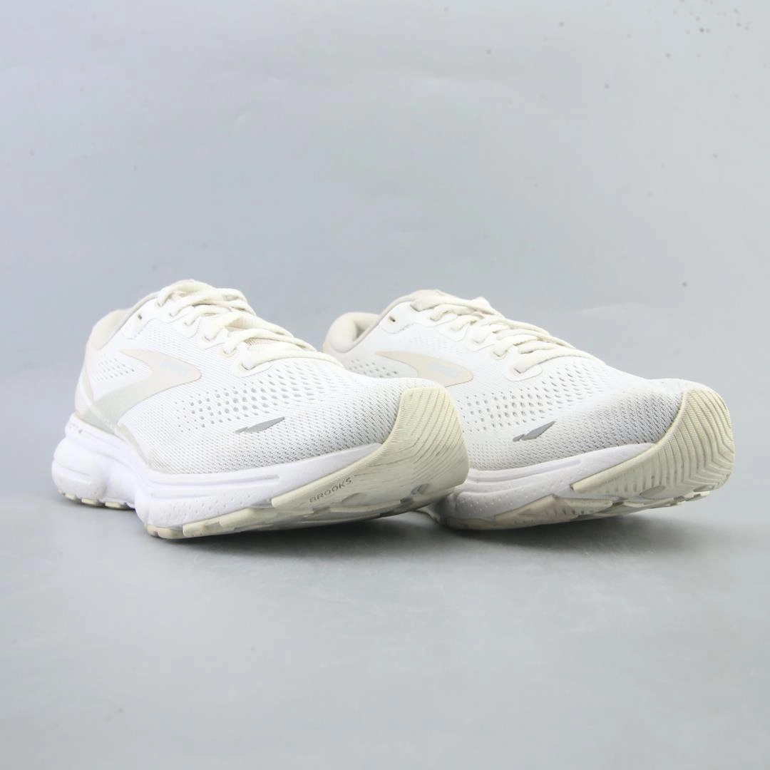 BROOKS GHOST 15 athletic Brooks shoe snapshots