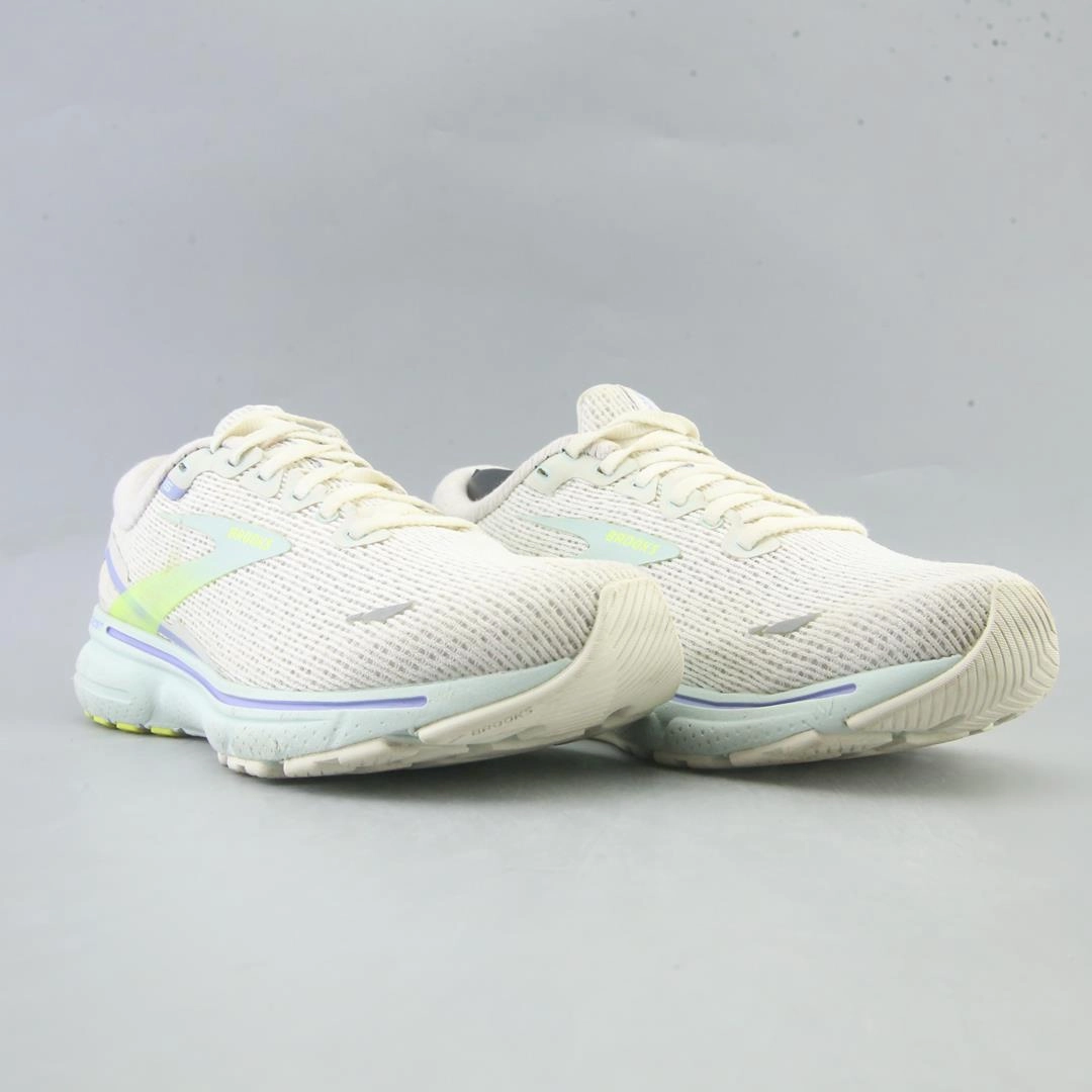 BROOKS GHOST 15 athletic Brooks shoe snapshots