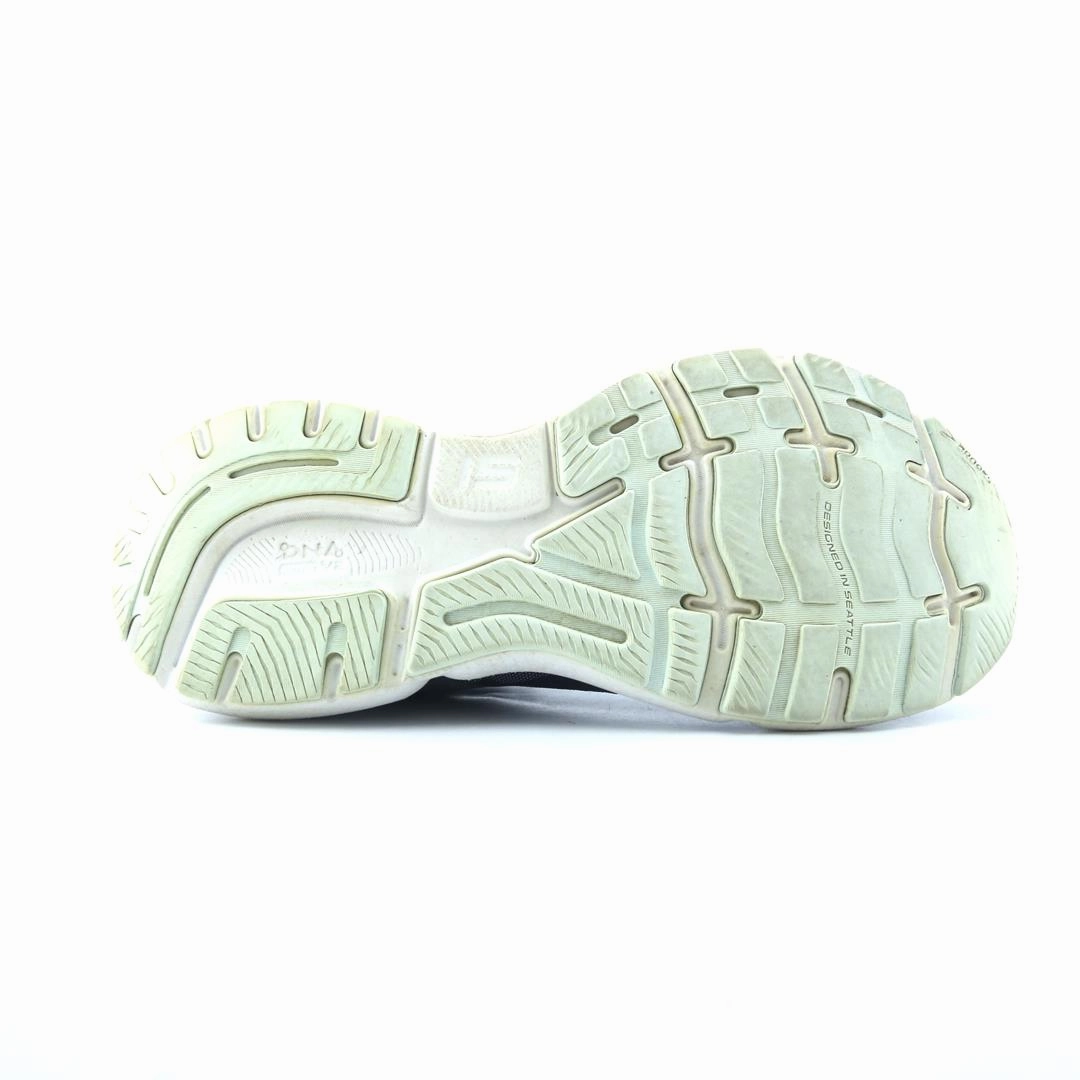 BROOKS GHOST 15 athletic Brooks shoe snapshots