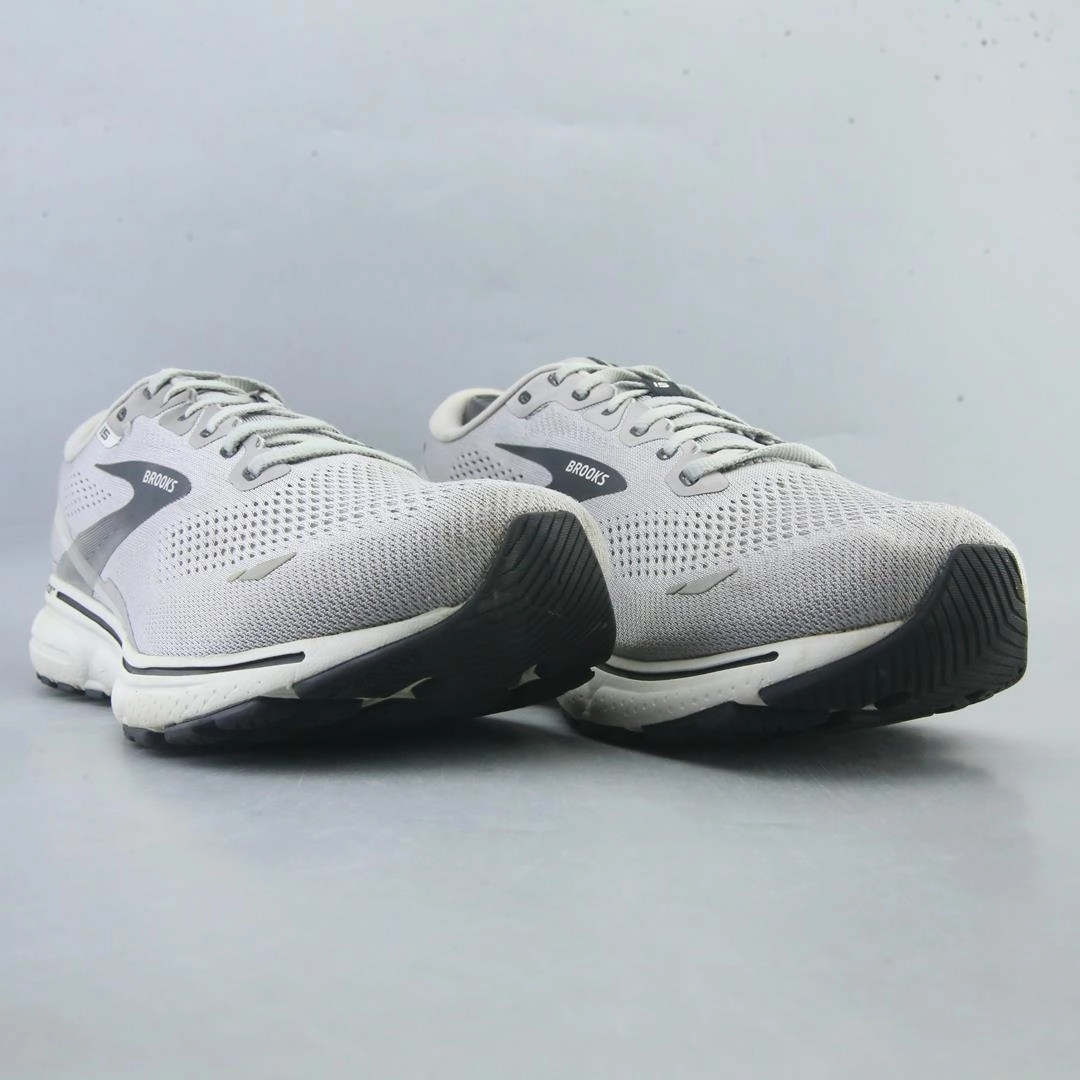 BROOKS GHOST 15 athletic Brooks shoe snapshots