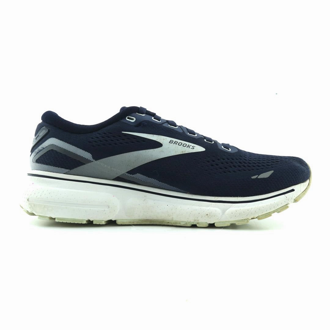BROOKS GHOST 15 athletic Brooks shoe snapshots