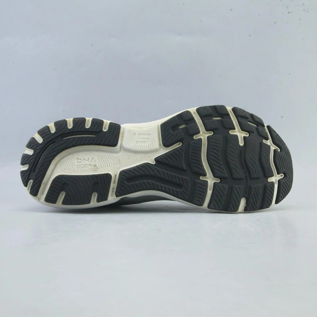 BROOKS GHOST 15 athletic Brooks shoe snapshots