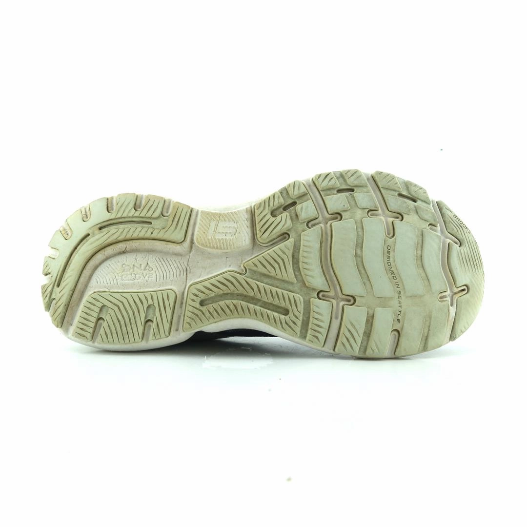 BROOKS GHOST 15 athletic Brooks shoe snapshots