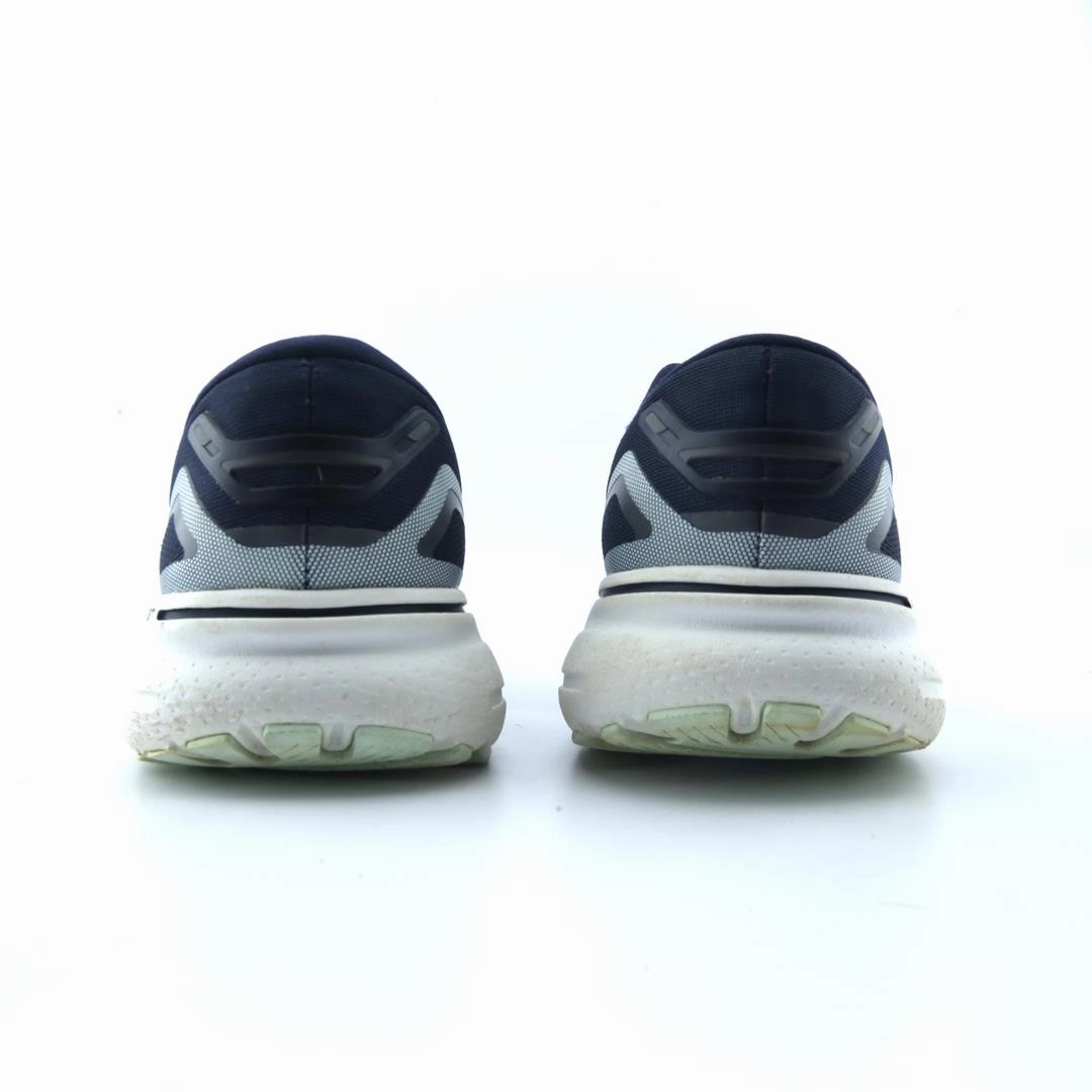 BROOKS GHOST 15 athletic Brooks shoe snapshots