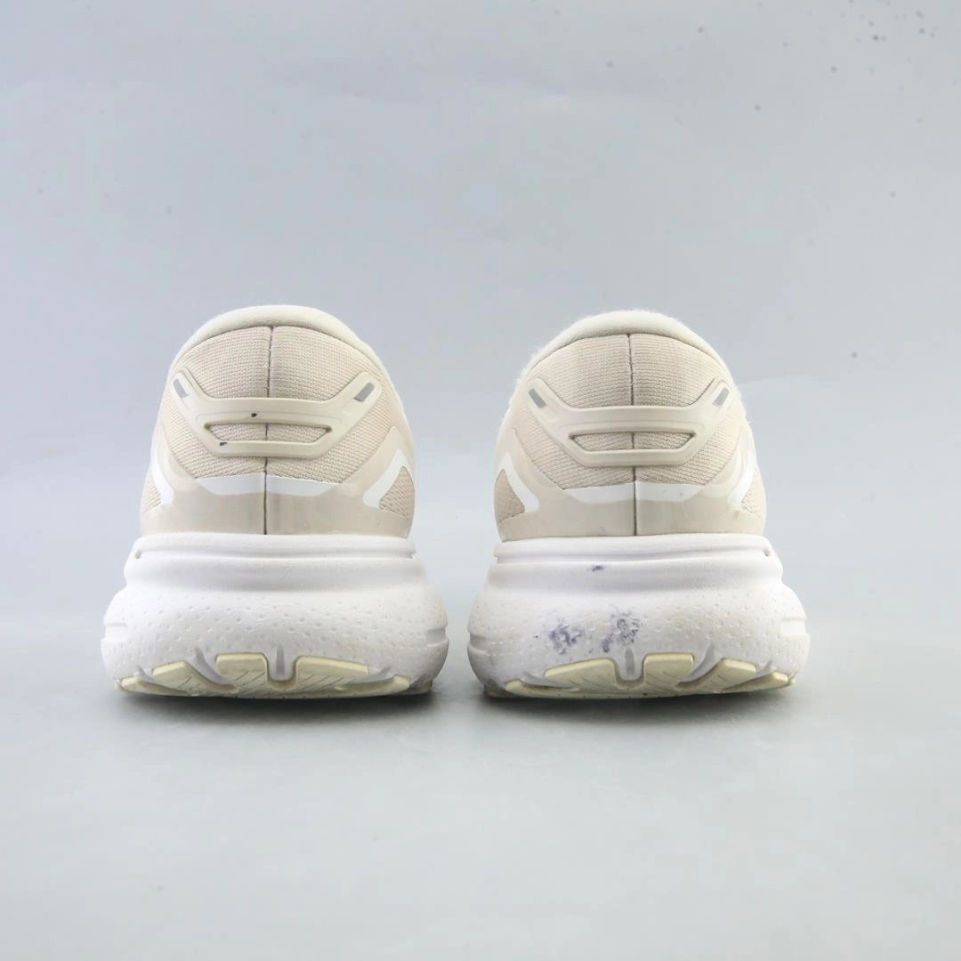 BROOKS GHOST 15 athletic Brooks shoe snapshots
