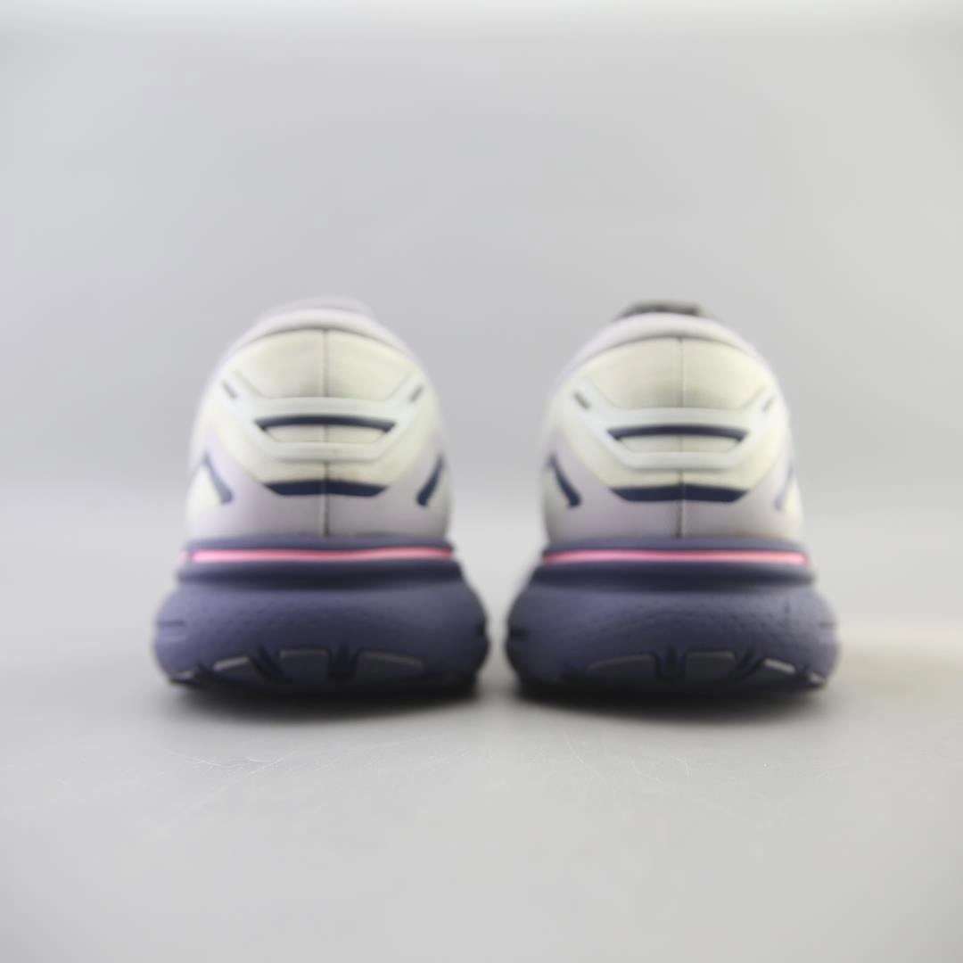 BROOKS GHOST 15 Brooks running footwear shots