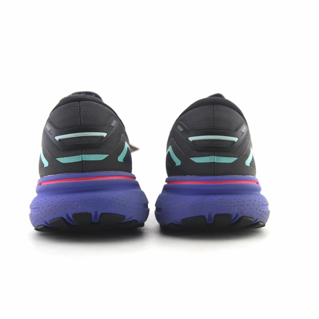 BROOKS GHOST 15 Brooks running footwear shots