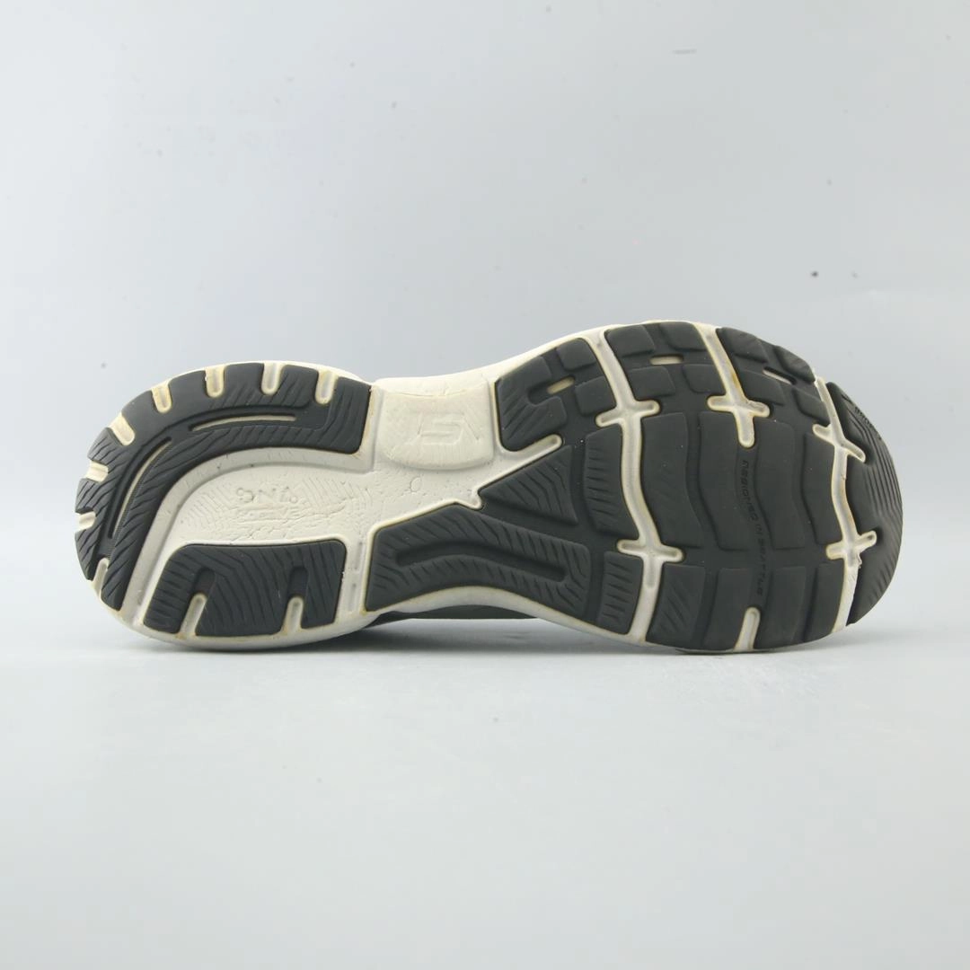 BROOKS GHOST 15 Brooks trainer design images
