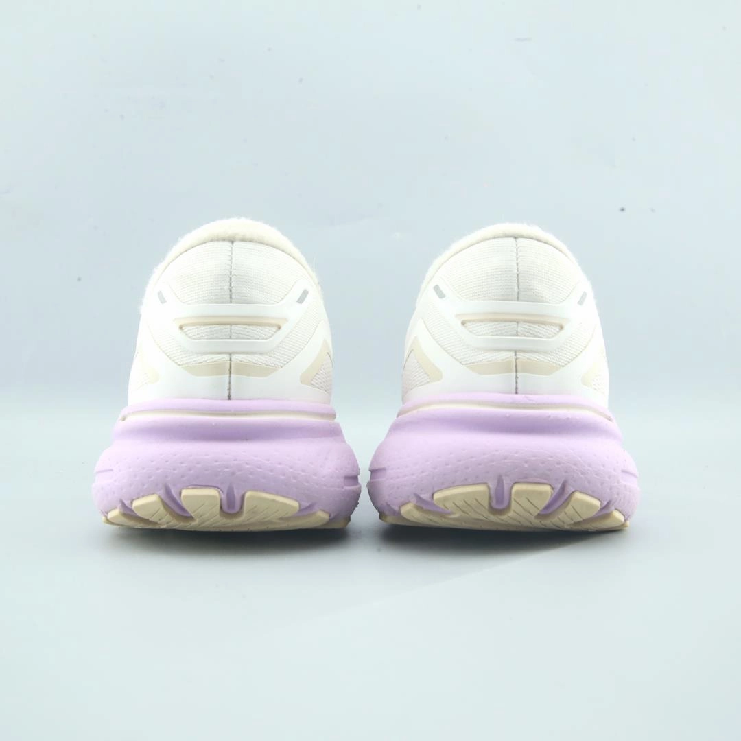 BROOKS GHOST 15 Brooks trainer design images
