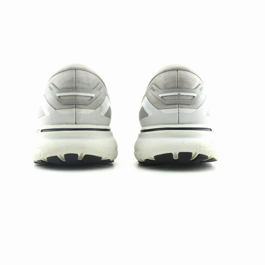 BROOKS GHOST 15 lightweight running shoe photos