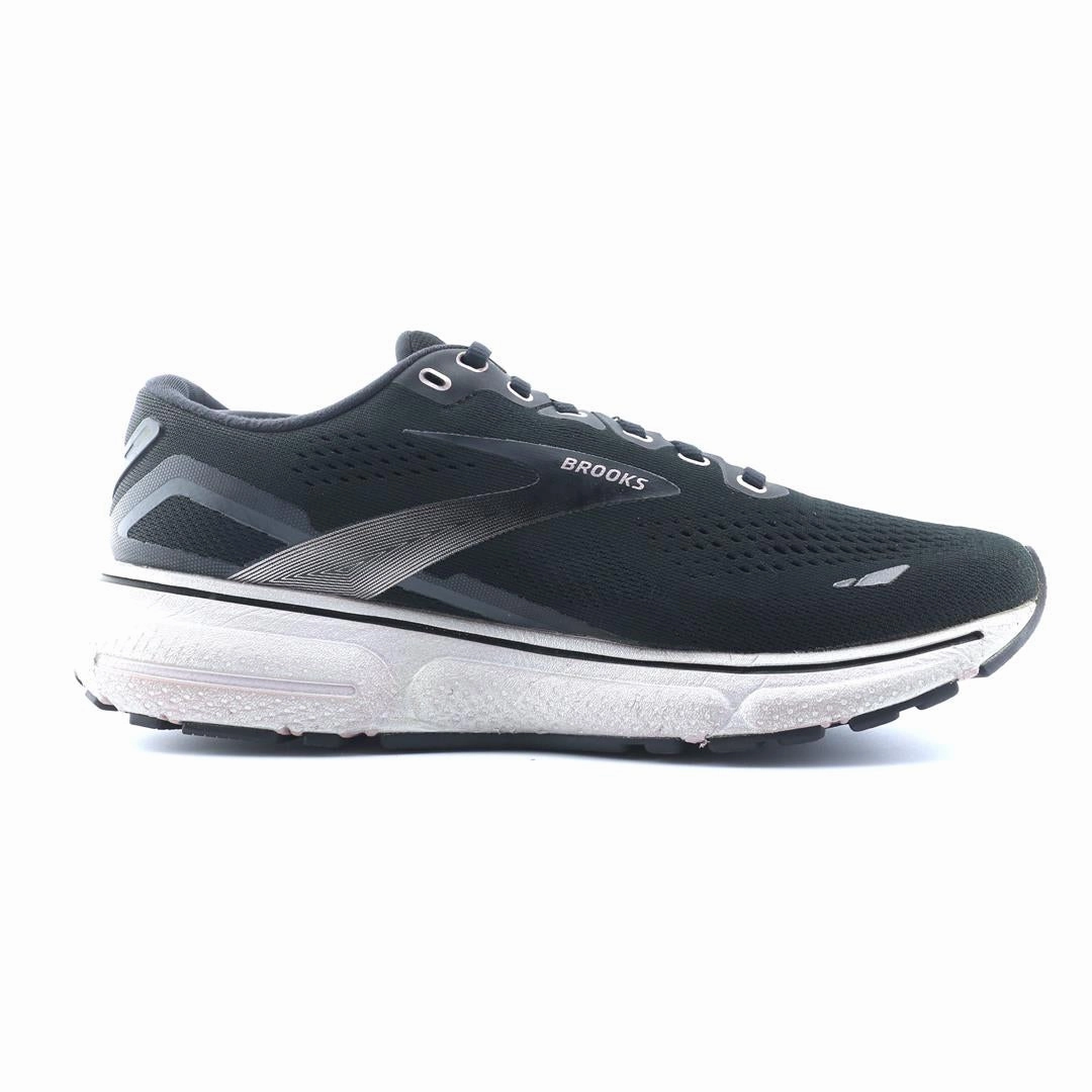 BROOKS GHOST 15 performance running shoe visuals