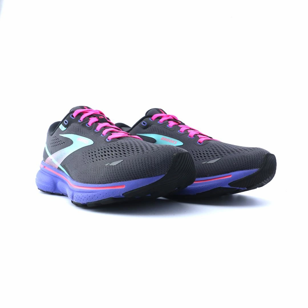 BROOKS GHOST 15 performance running shoe visuals