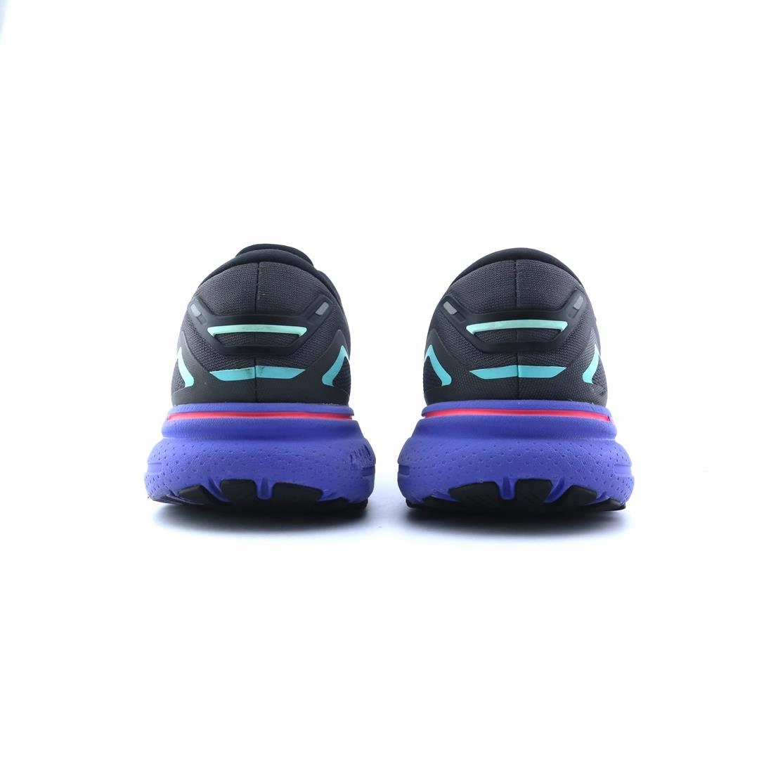 BROOKS GHOST 15 performance running shoe visuals