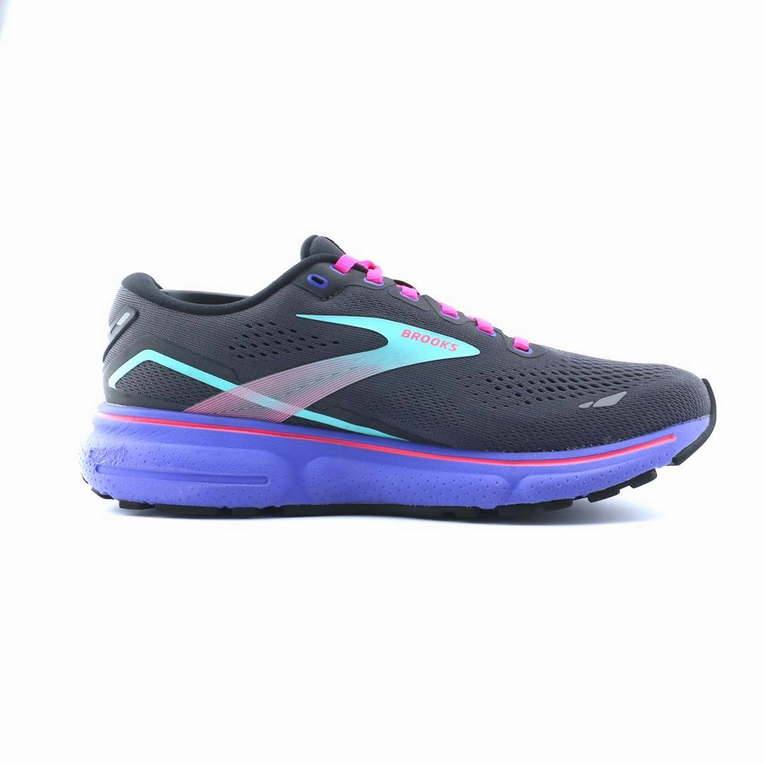 BROOKS GHOST 15 performance running shoe visuals