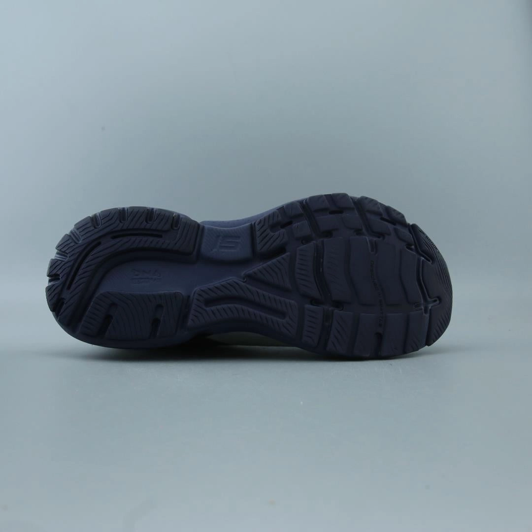 BROOKS GHOST 15 performance running shoe visuals
