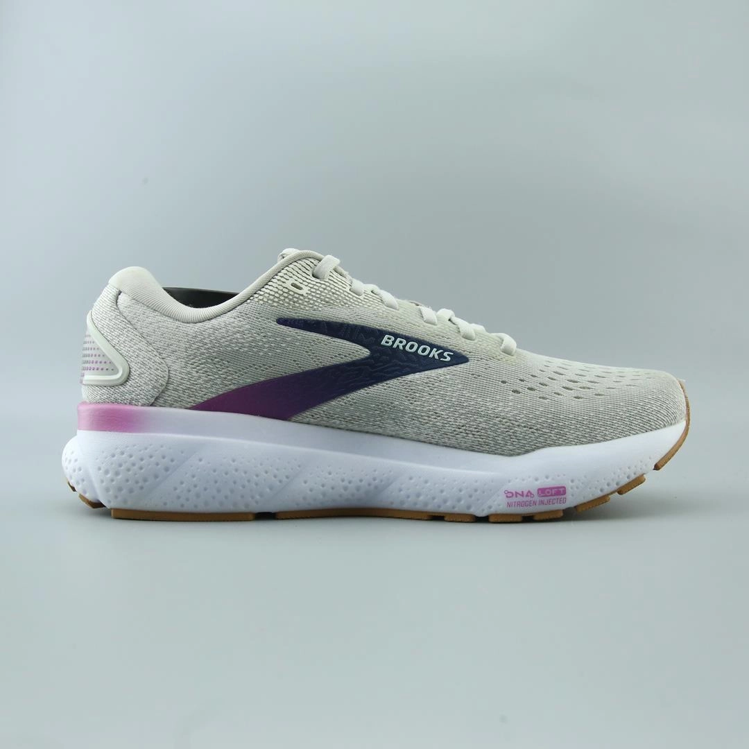BROOKS GHOST 16 performance running shoe visuals