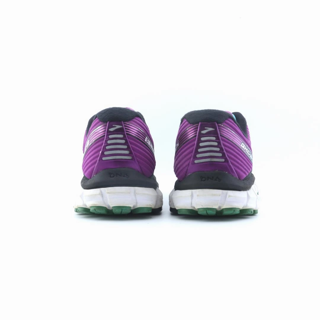 BROOKS GHOST 5 lightweight running shoe photos