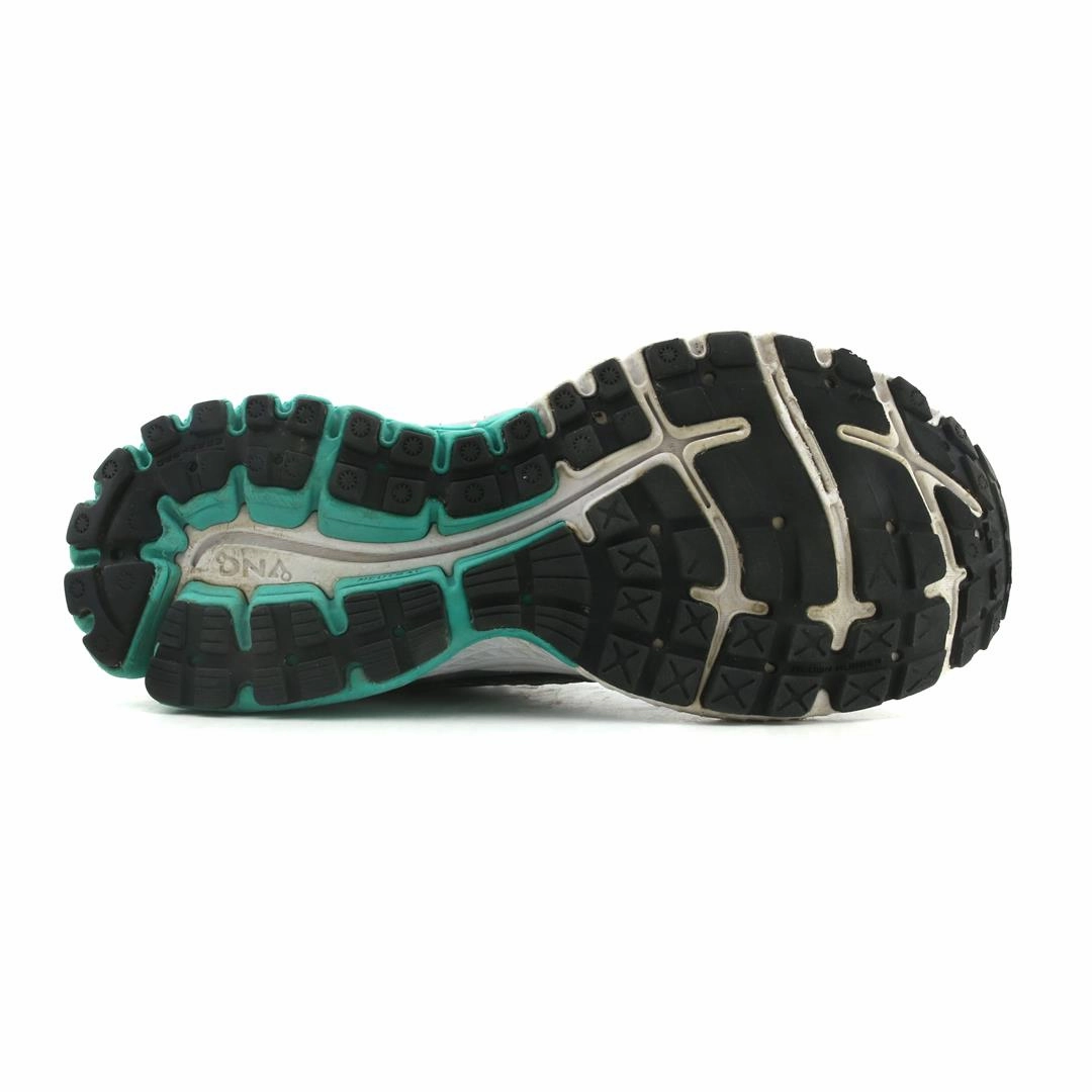 BROOKS GHOST 7 Brooks running shoe close-ups