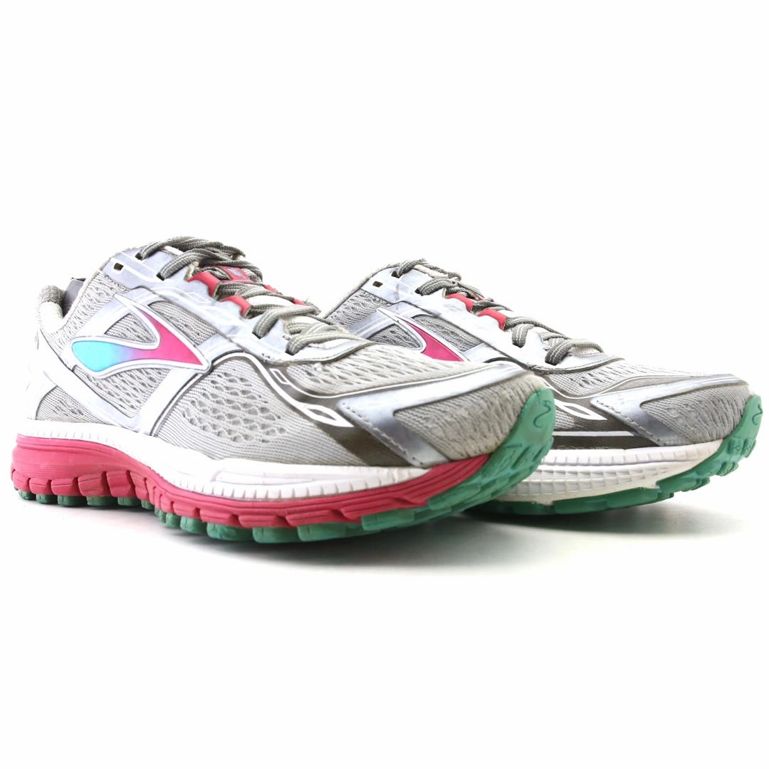 BROOKS GHOST 8 Brooks running footwear shots