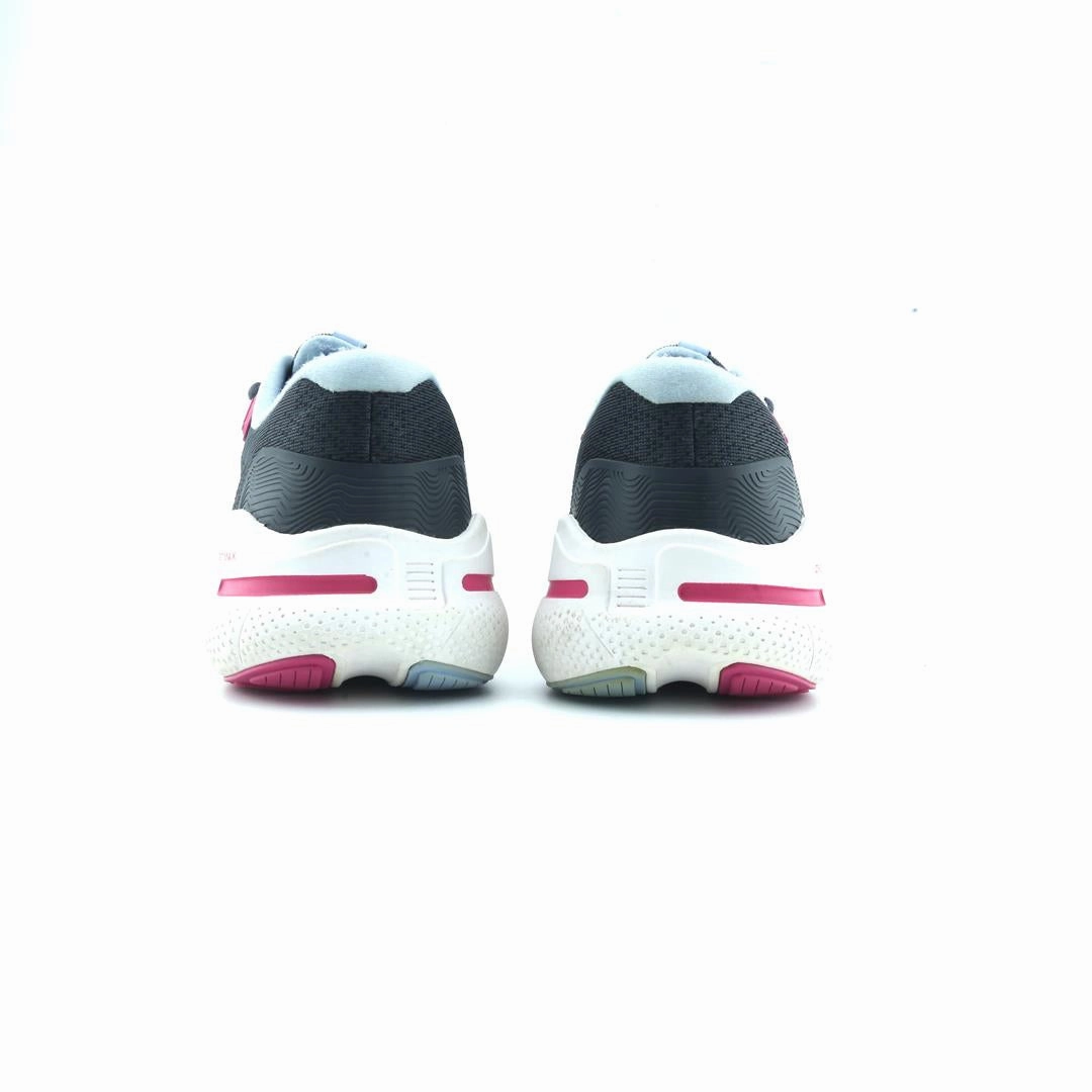 BROOKS GHOST MAX performance running shoe visuals