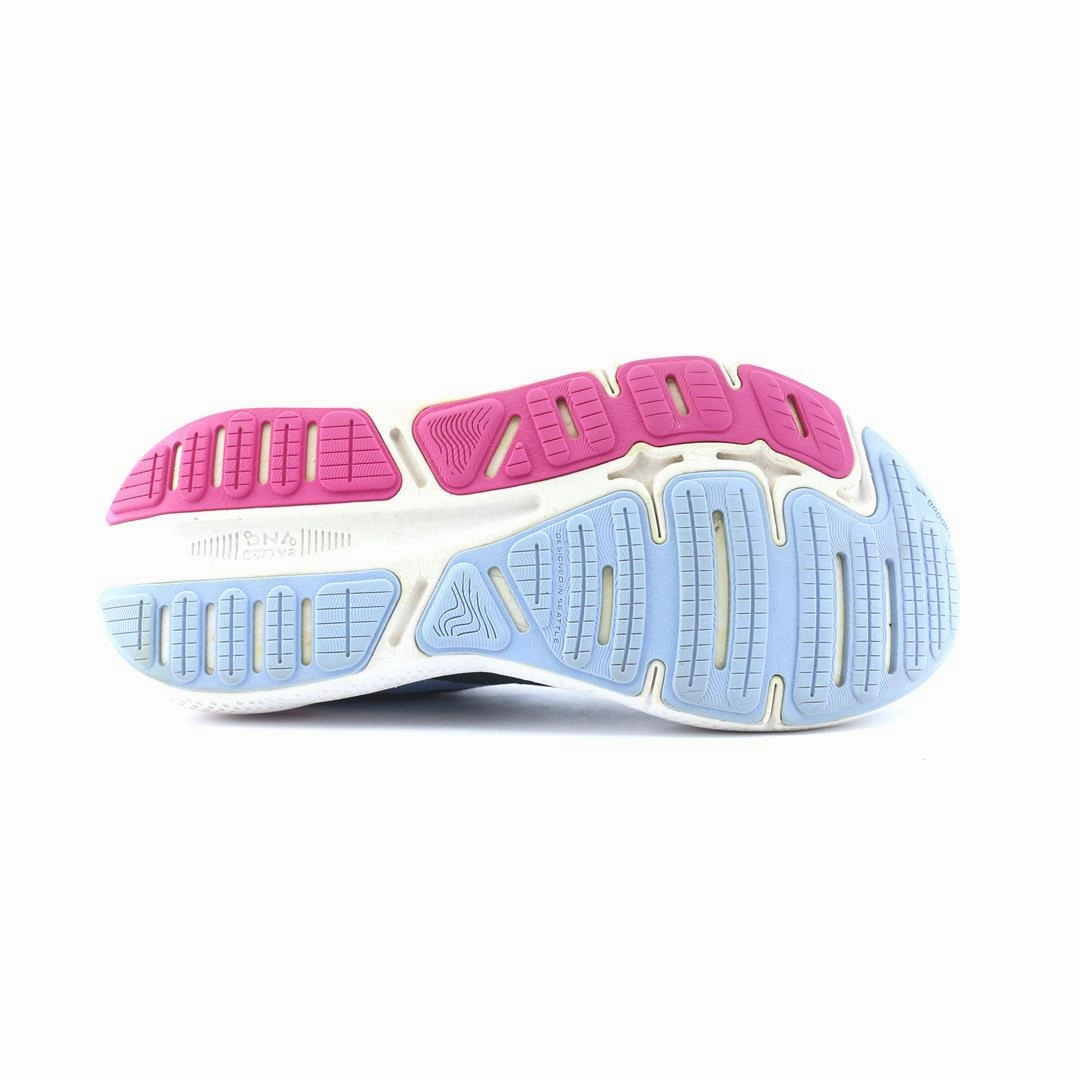 BROOKS GHOST MAX performance running shoe visuals