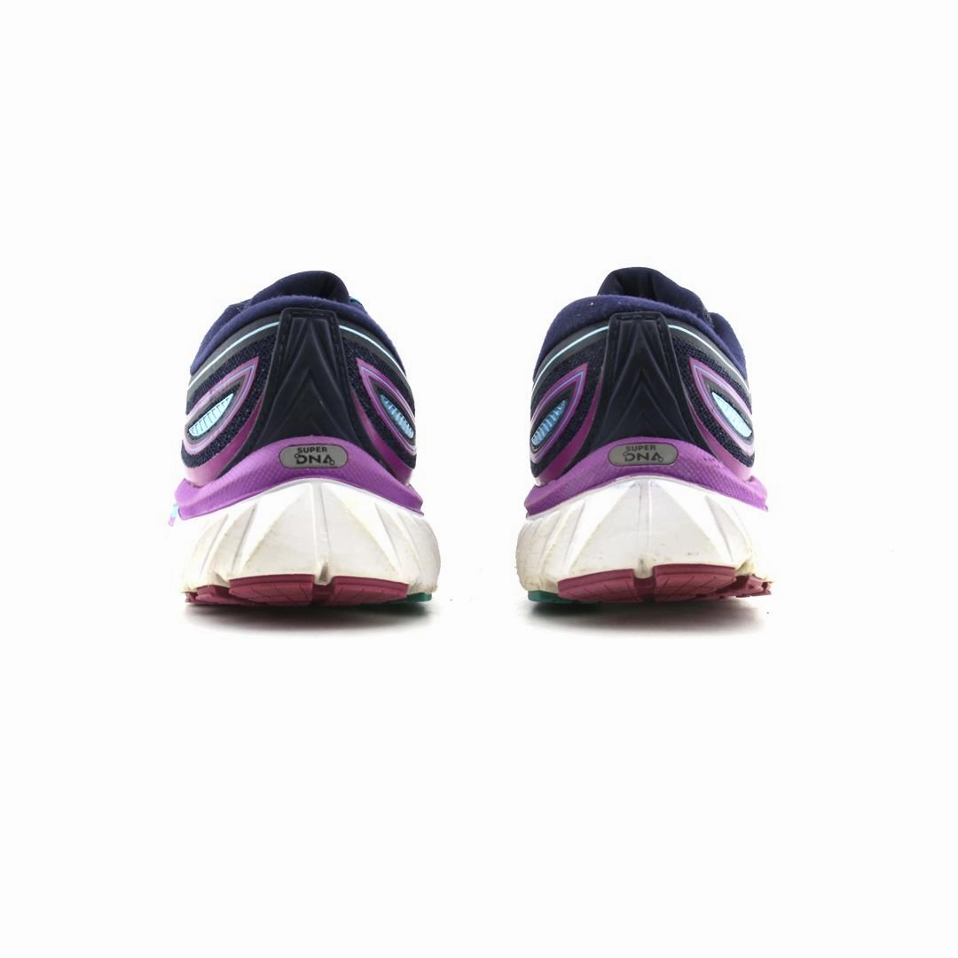 BROOKS GLYCERIN 15 Brooks running shoe close-ups