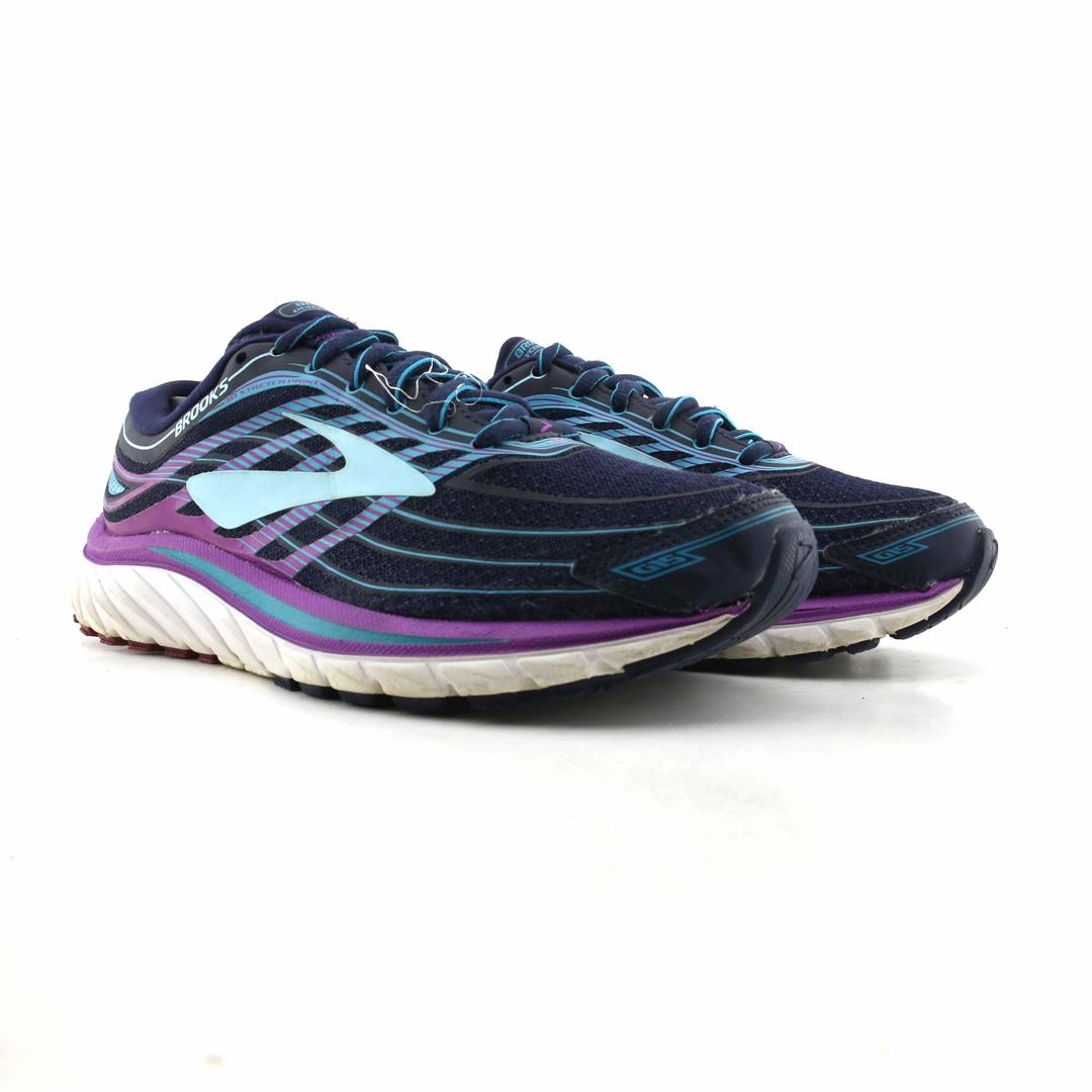 BROOKS GLYCERIN 15 Brooks running shoe close-ups