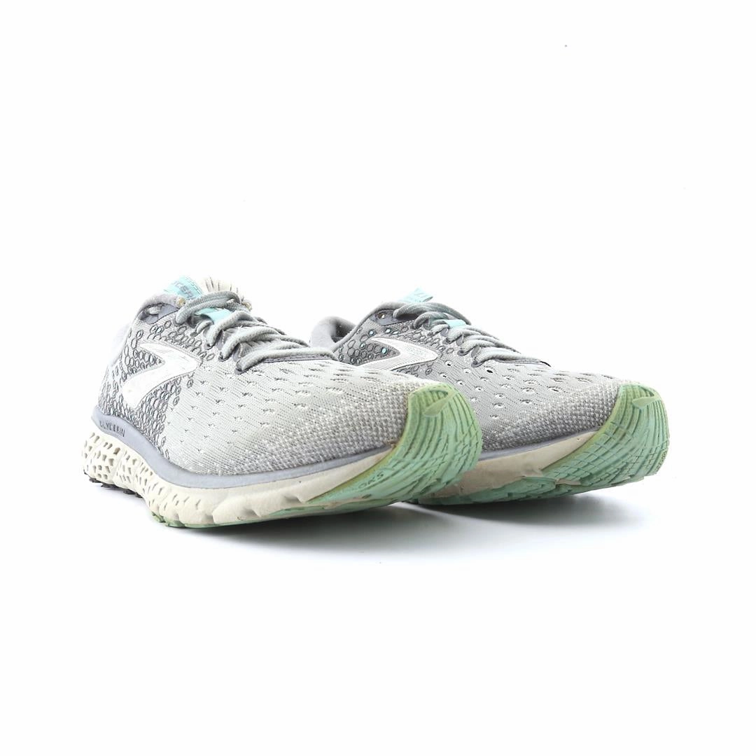 BROOKS GLYCERIN 17 Brooks running shoe close-ups