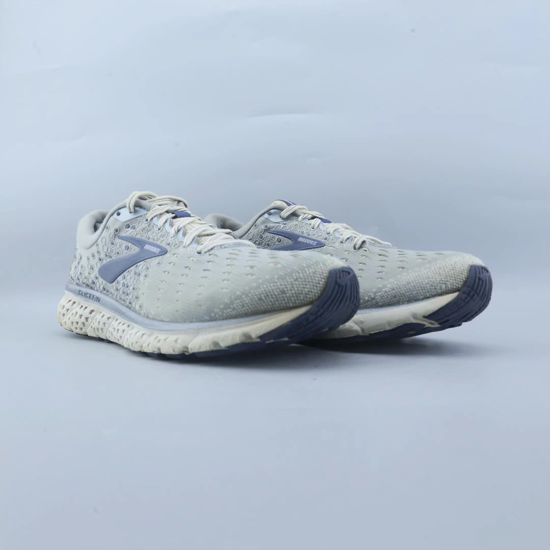 BROOKS GLYCERIN 17 Brooks trainer design images