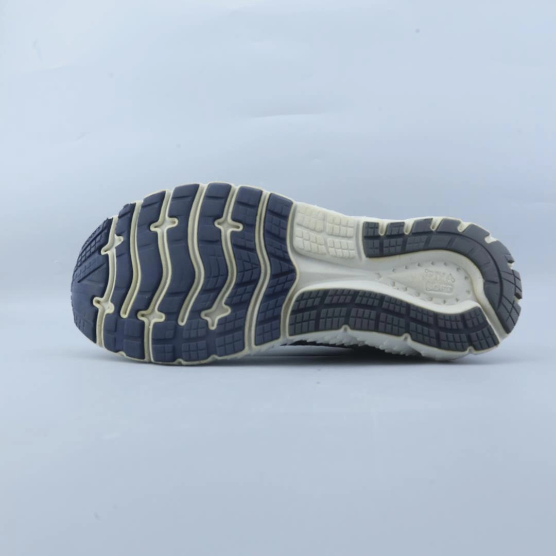 BROOKS GLYCERIN 17 Brooks trainer design images