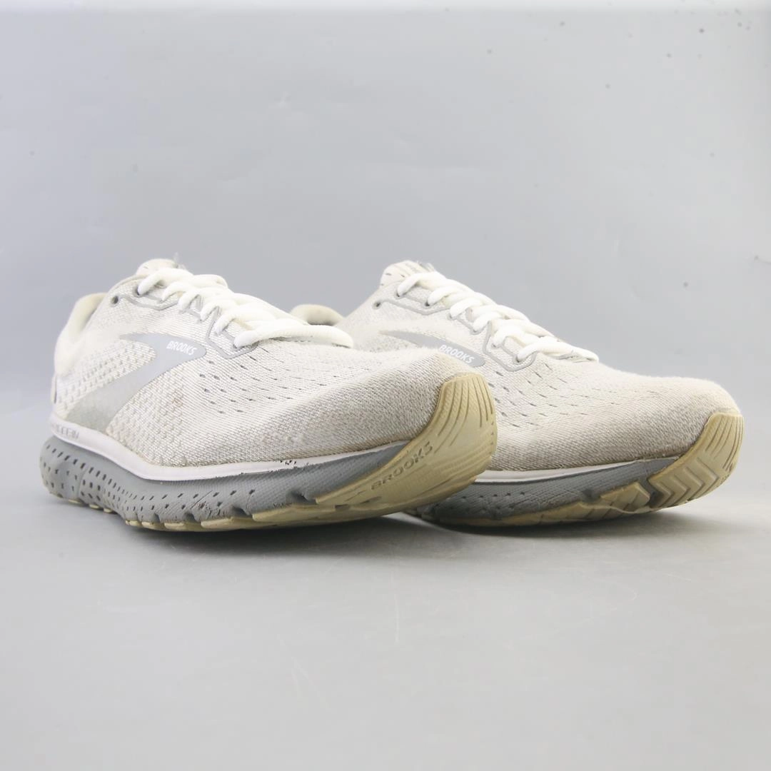 BROOKS GLYCERIN 18 Brooks running footwear shots