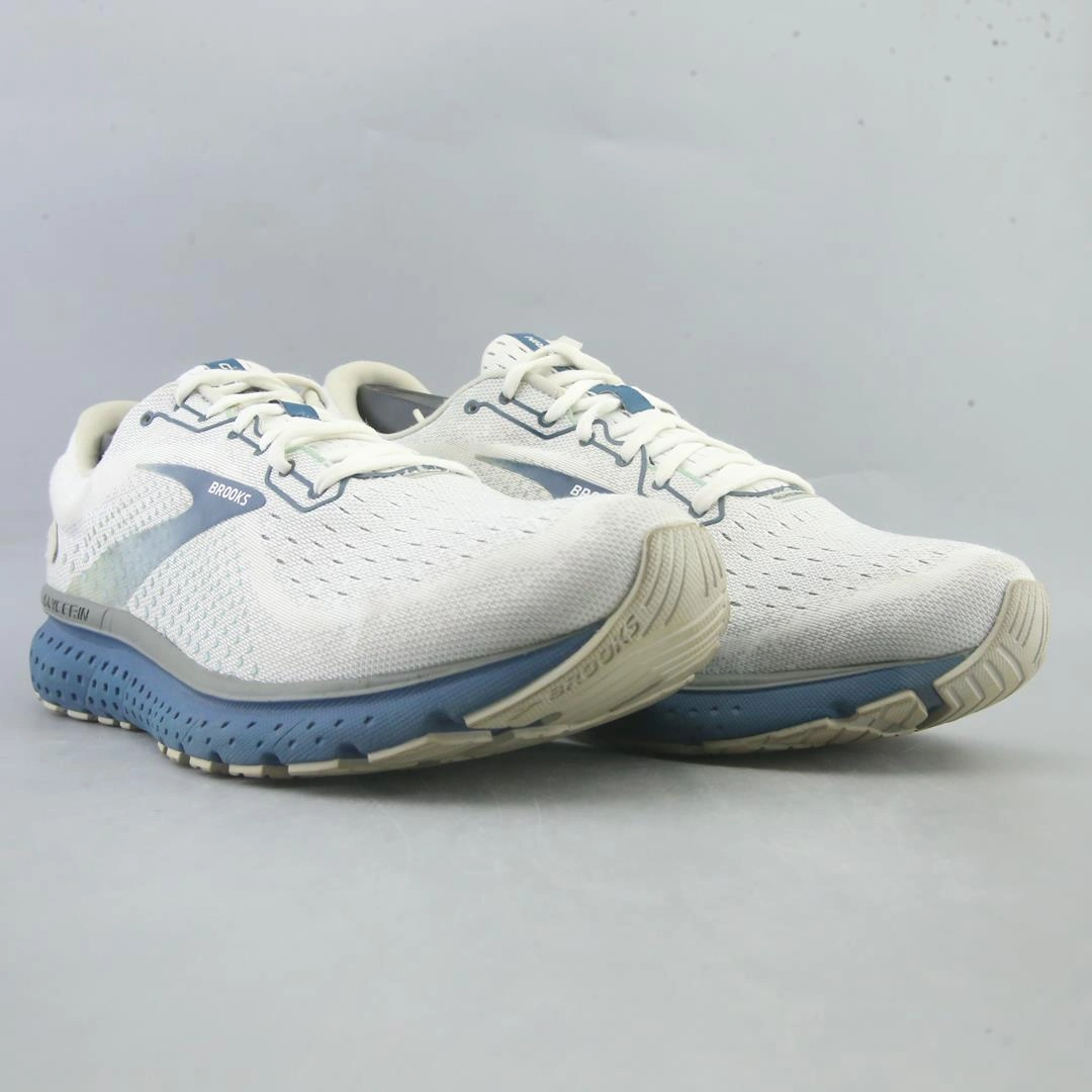 BROOKS GLYCERIN 18 Brooks running shoe close-ups