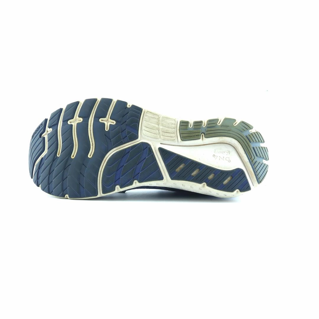 BROOKS GLYCERIN 18 performance running shoe visuals