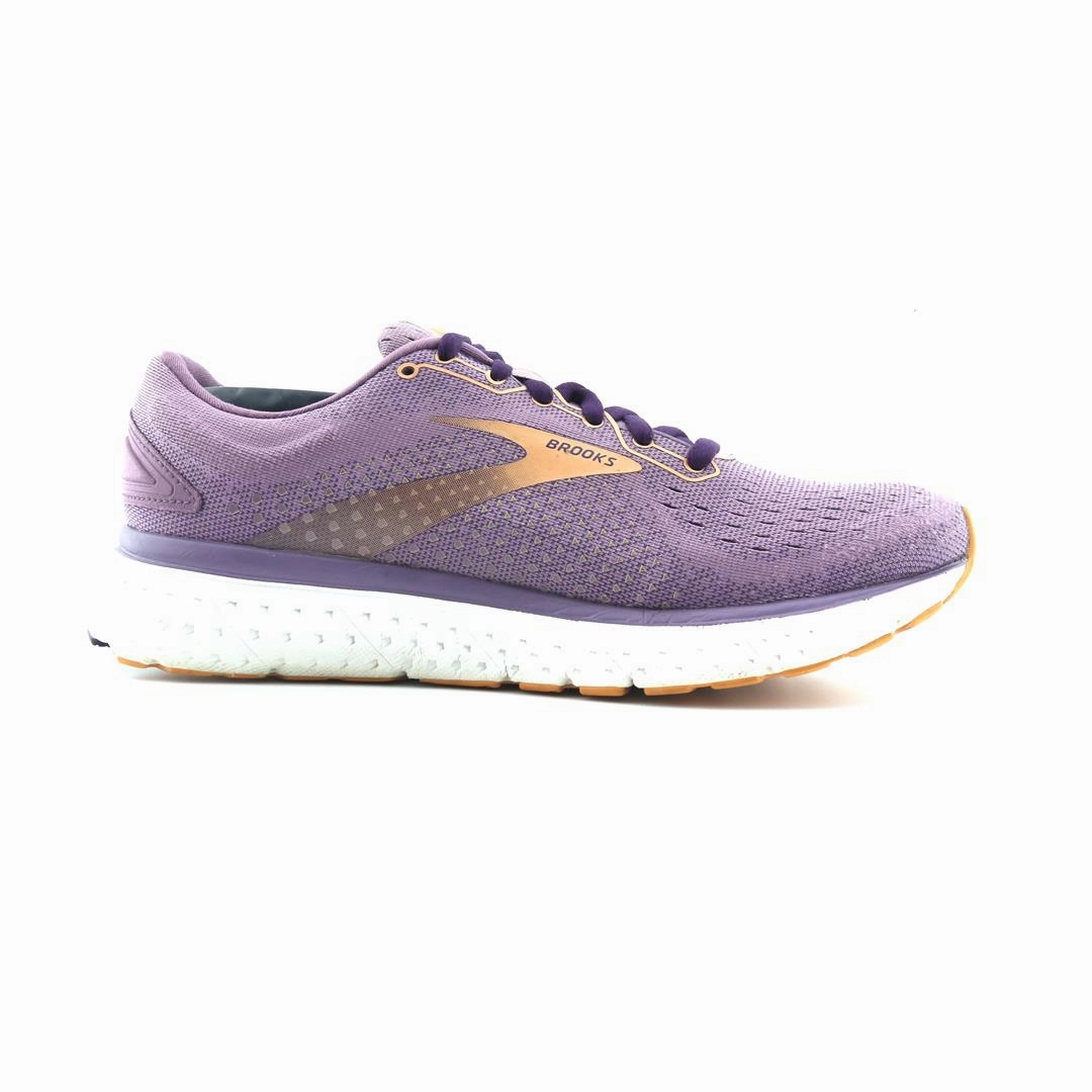 BROOKS GLYCERIN 18 performance running shoe visuals