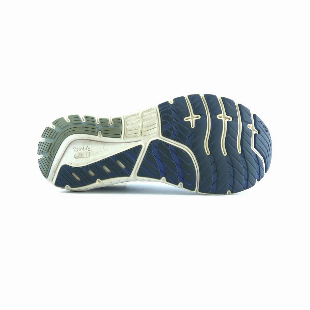 BROOKS GLYCERIN 18 performance running shoe visuals