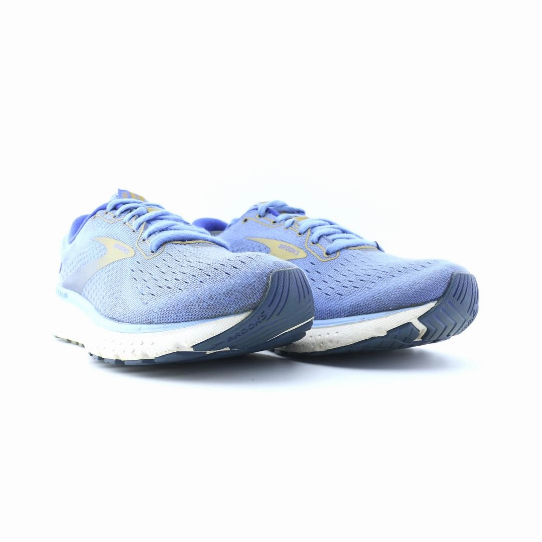 BROOKS GLYCERIN 18 performance running shoe visuals