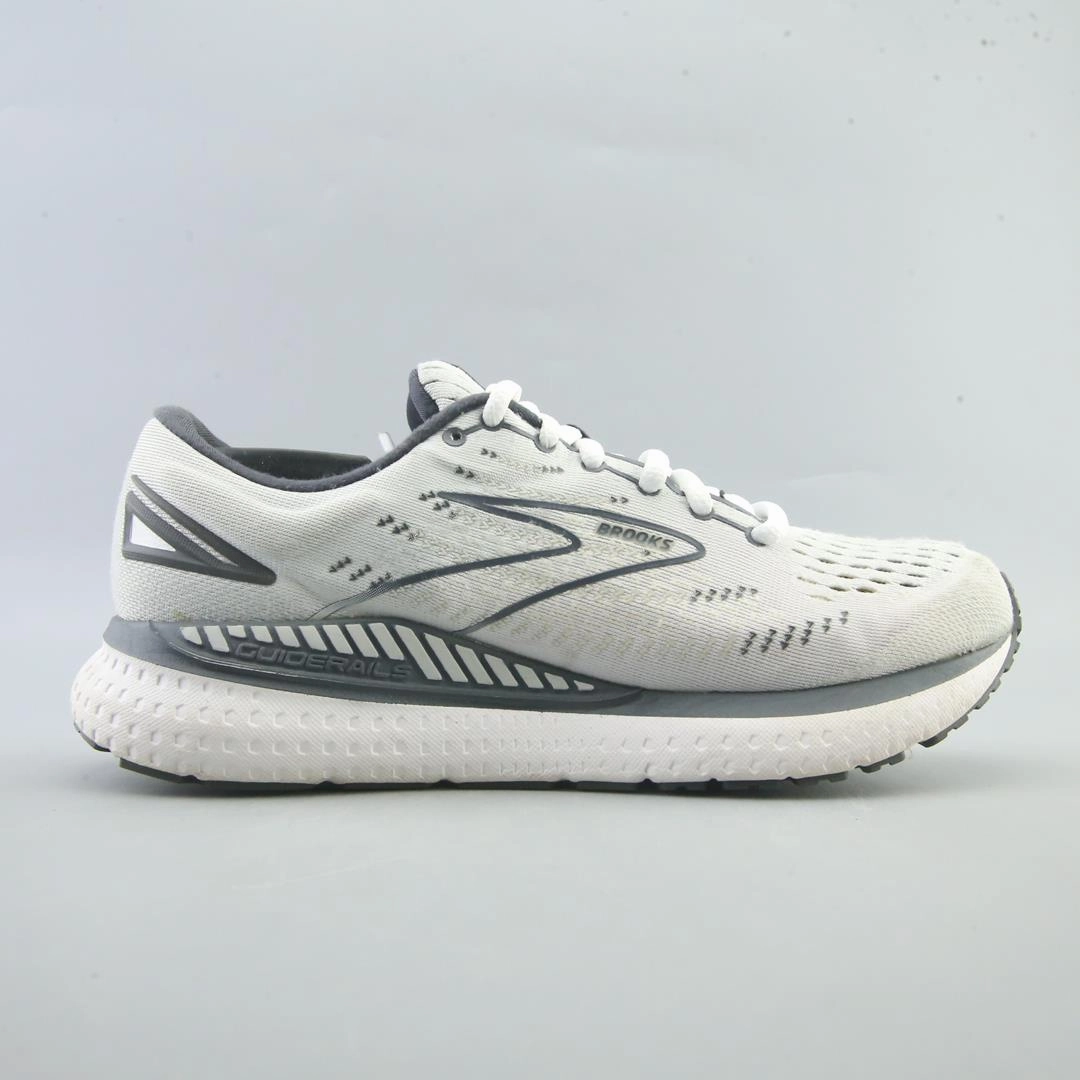 BROOKS GLYCERIN 19 Brooks running shoe close-ups
