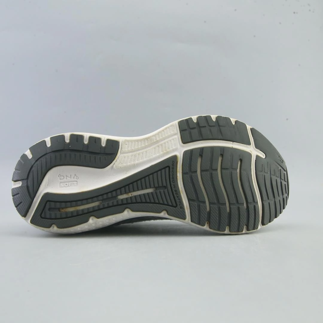 BROOKS GLYCERIN 19 Brooks running shoe close-ups