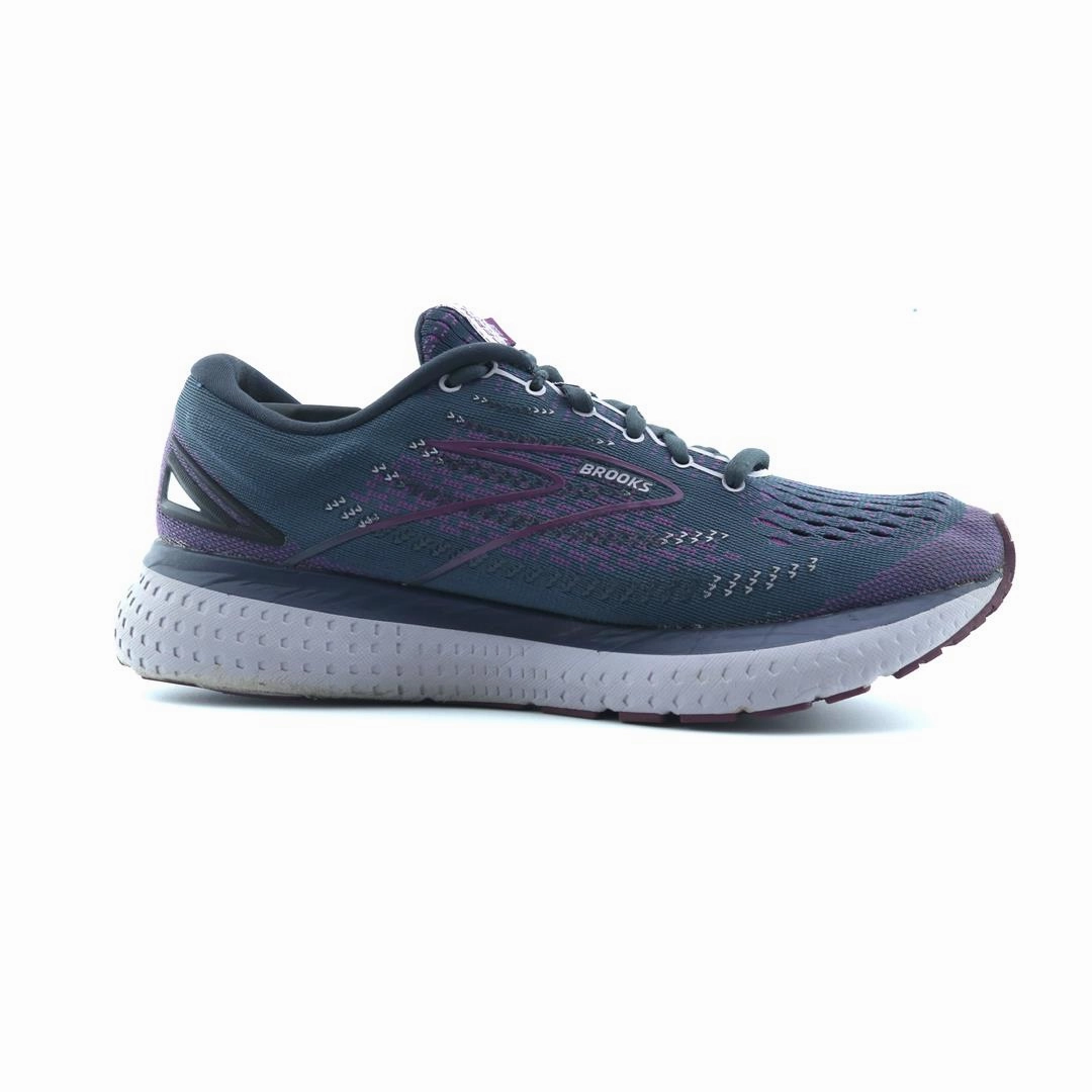 BROOKS GLYCERIN 19 performance running shoe visuals
